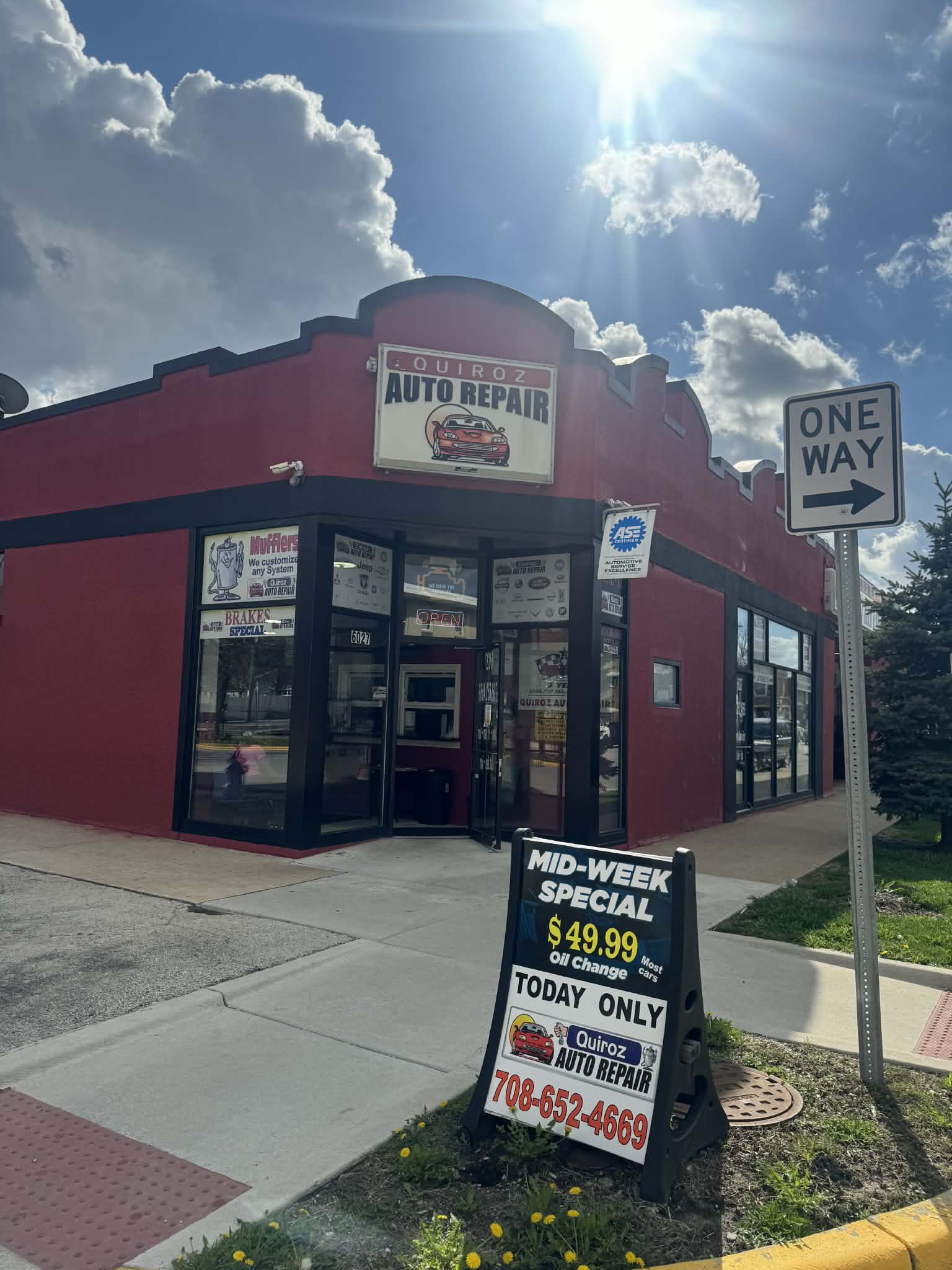 Quiroz Auto Repair facility
